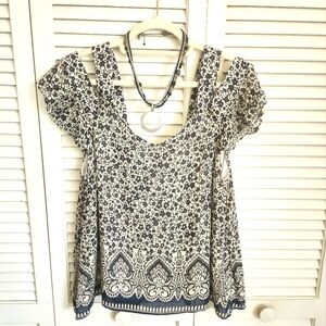 Sanctuary cold shoulder top